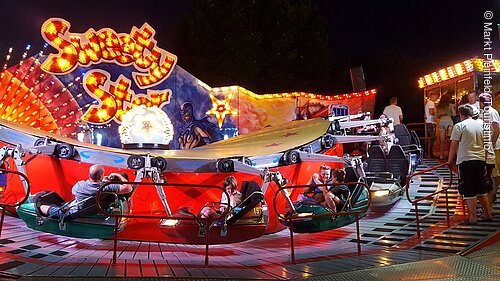 Fahrgeschäft Kirchweih